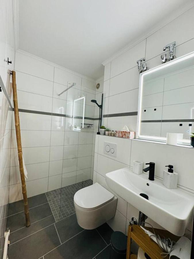 Klassen Stay - Design Studio In 11 Etage - Tolle Aussicht - Sauna, Pool - Netflix Lahnstein Eksteriør billede