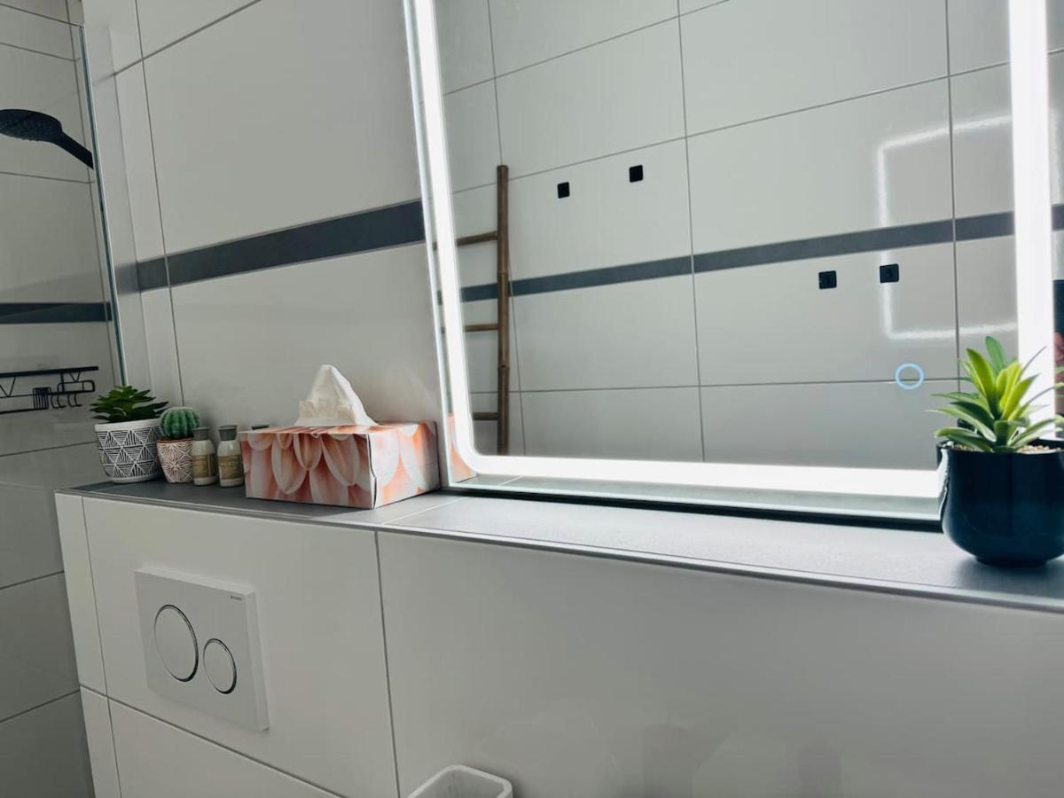 Klassen Stay - Design Studio In 11 Etage - Tolle Aussicht - Sauna, Pool - Netflix Lahnstein Eksteriør billede