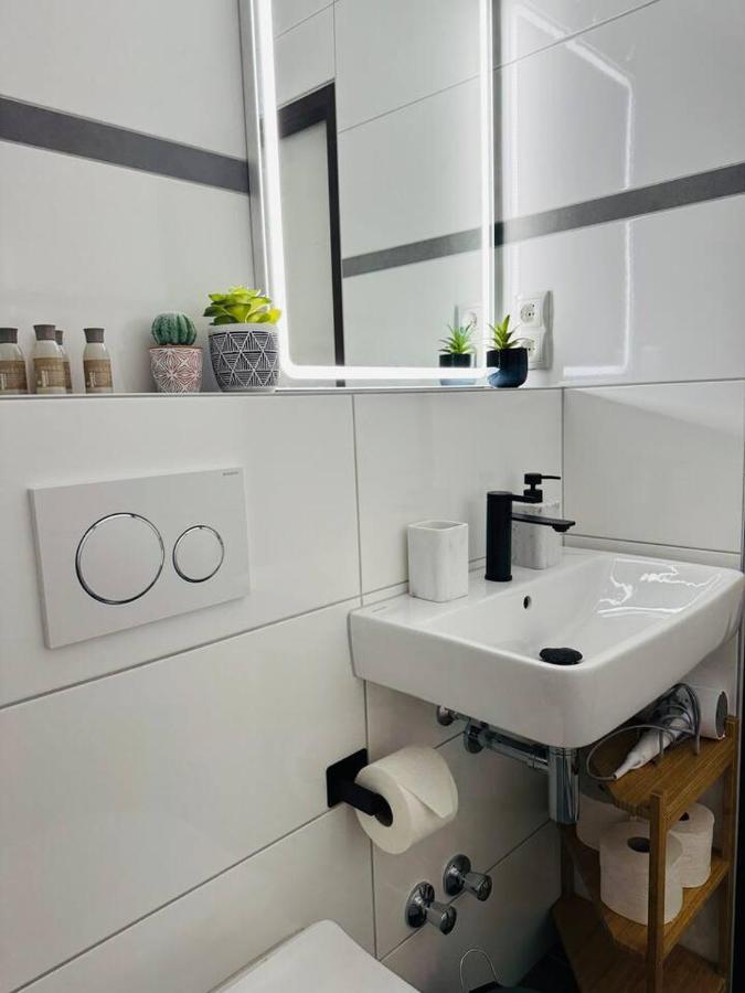 Klassen Stay - Design Studio In 11 Etage - Tolle Aussicht - Sauna, Pool - Netflix Lahnstein Eksteriør billede